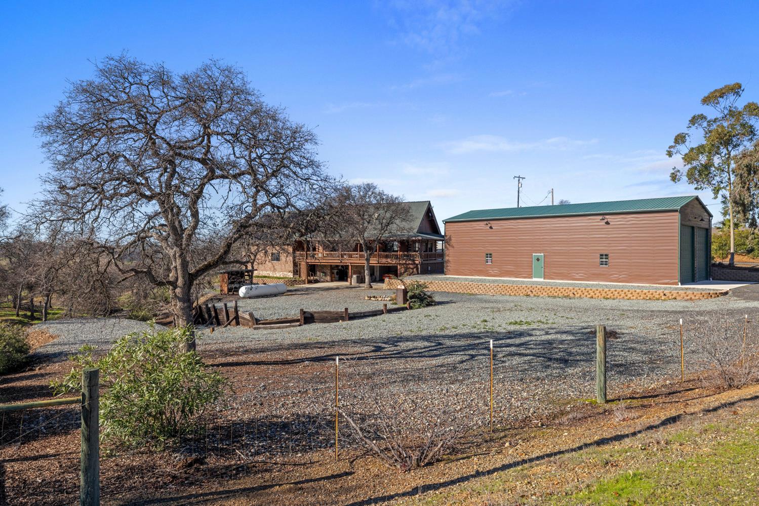 13695 Barro Ct, La Grange, CA 95329