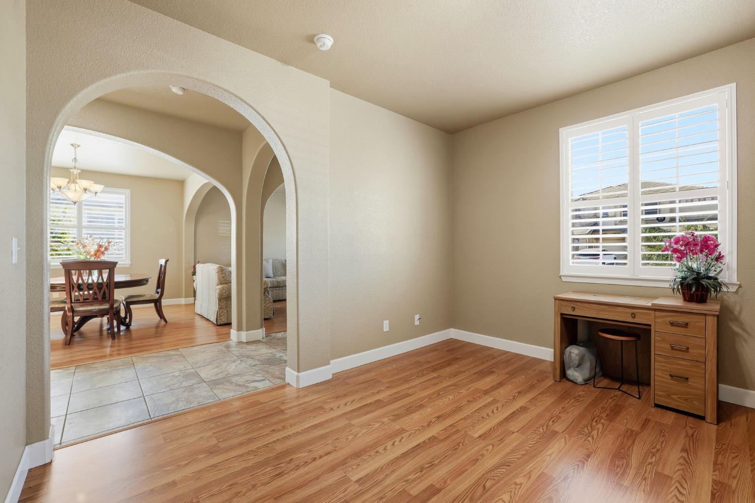 1730 Tasca Ln, Manteca, CA 95337