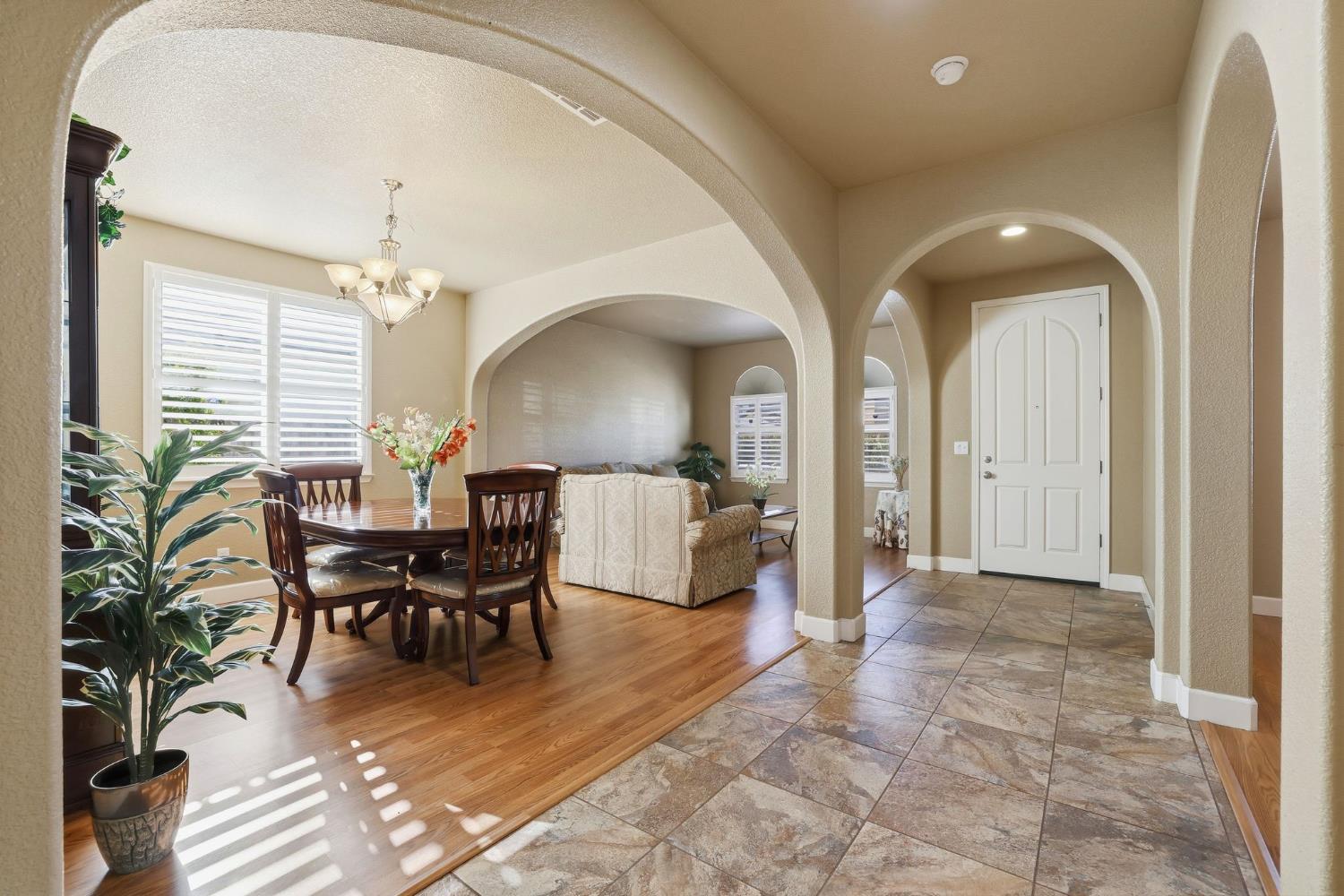 1730 Tasca Ln, Manteca, CA 95337