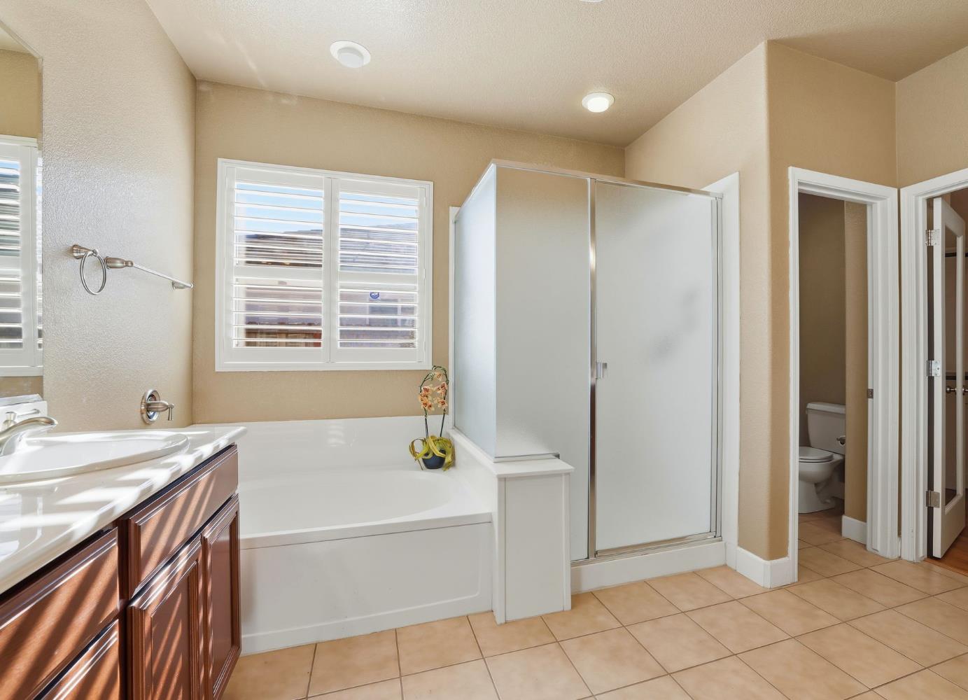 1730 Tasca Ln, Manteca, CA 95337