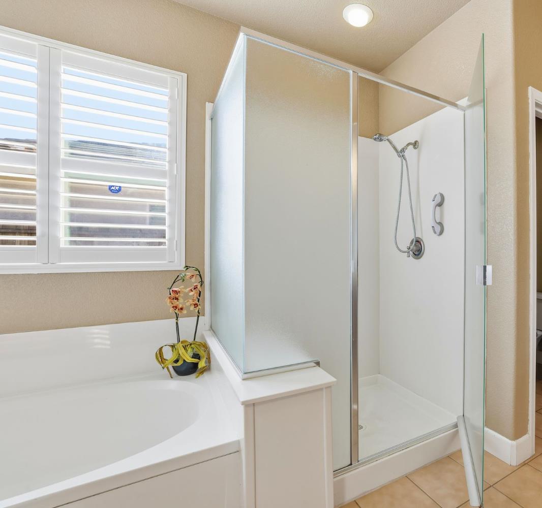 1730 Tasca Ln, Manteca, CA 95337