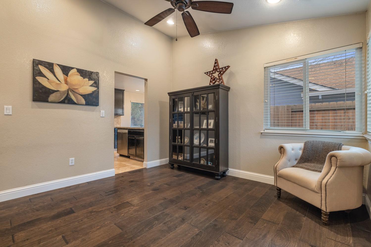 3205 Harbor Dr, Modesto, CA 95355