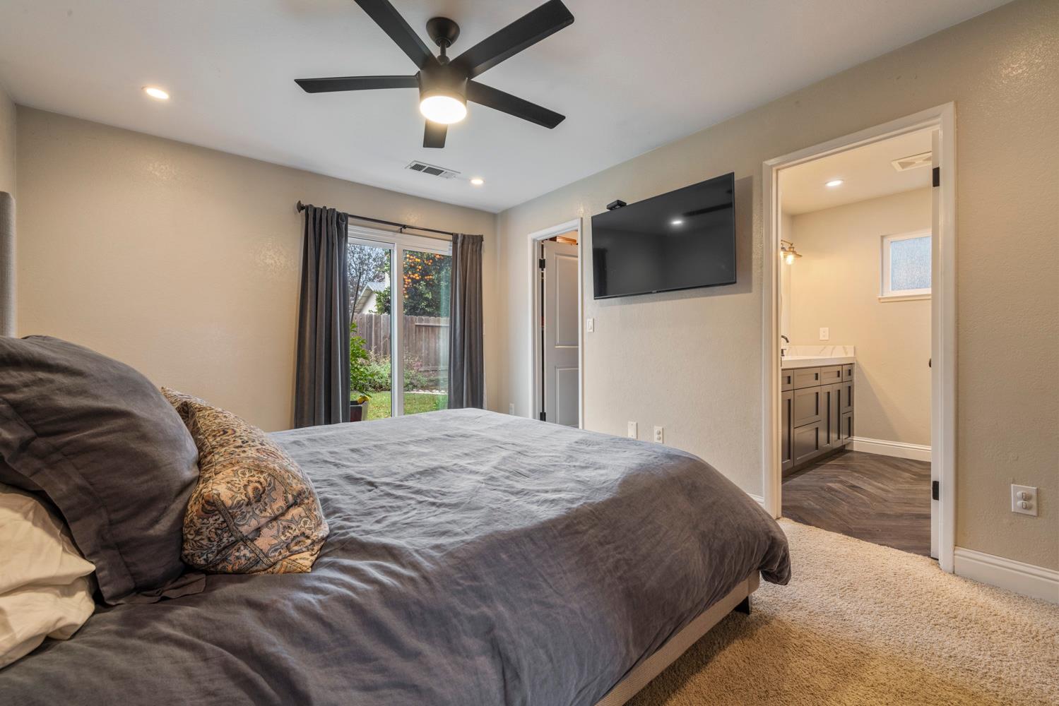 3205 Harbor Dr, Modesto, CA 95355