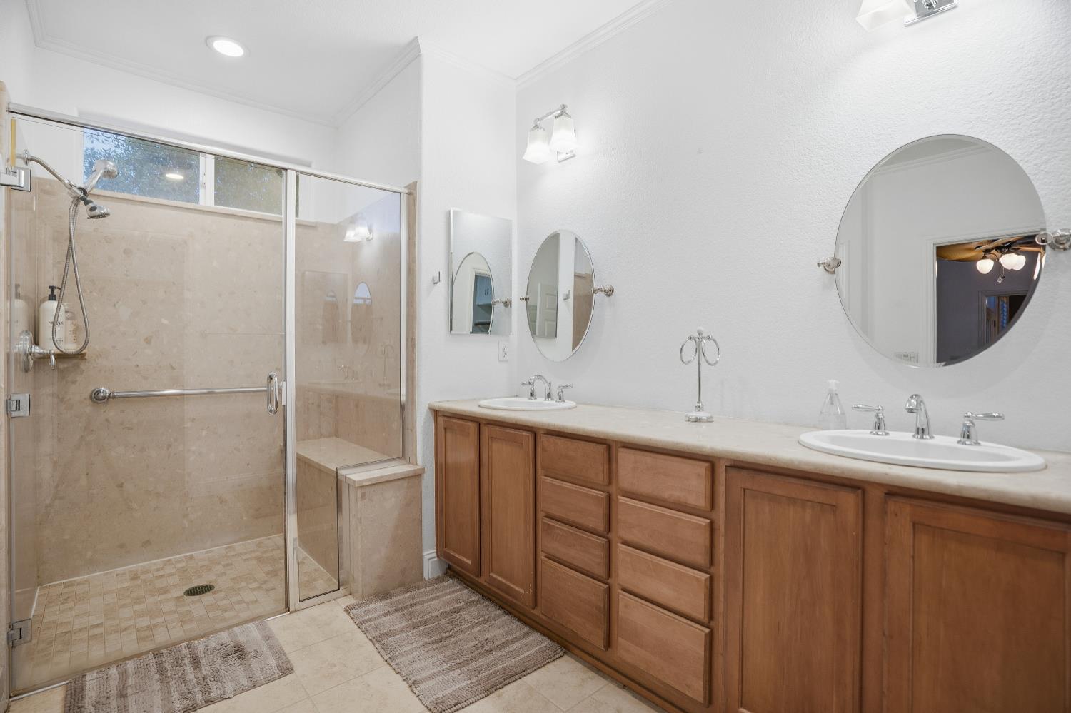 2381 Nutwood Pl, Manteca, CA 95336