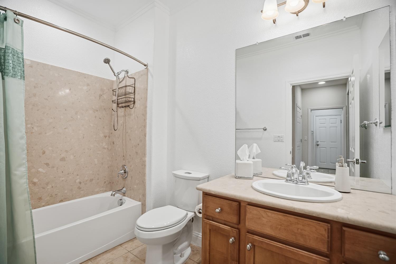 2381 Nutwood Pl, Manteca, CA 95336