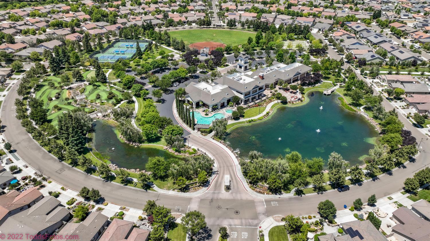 2381 Nutwood Pl, Manteca, CA 95336