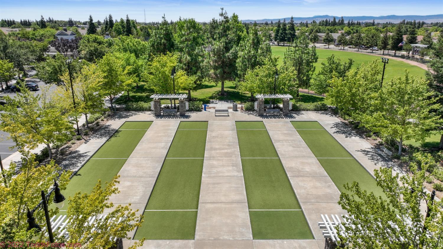 2381 Nutwood Pl, Manteca, CA 95336