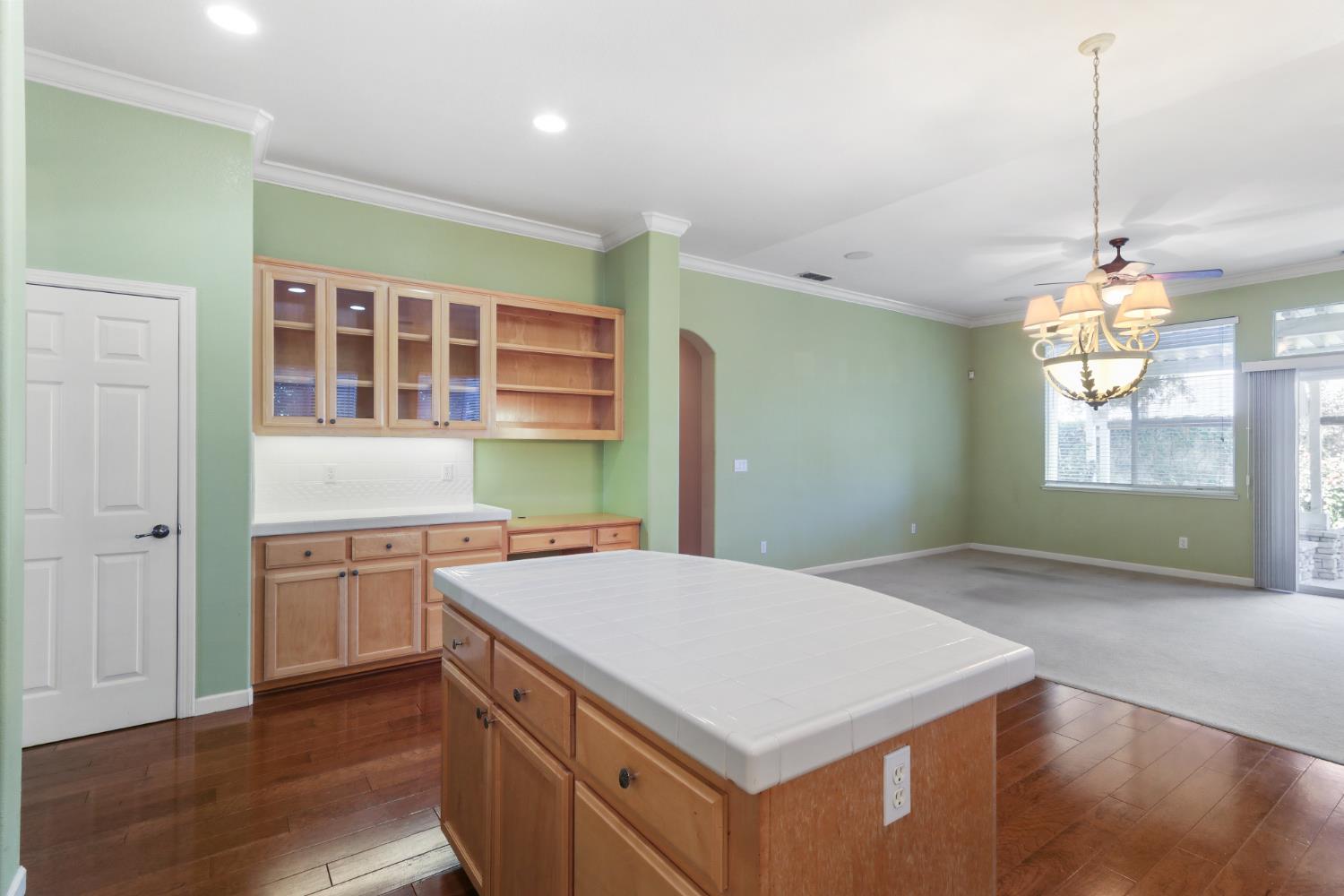 1565 Blue Lupine Lane, Manteca, CA 95337