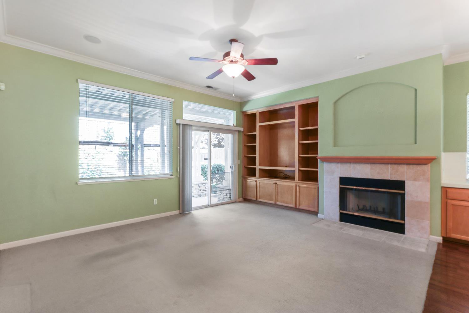 1565 Blue Lupine Lane, Manteca, CA 95337