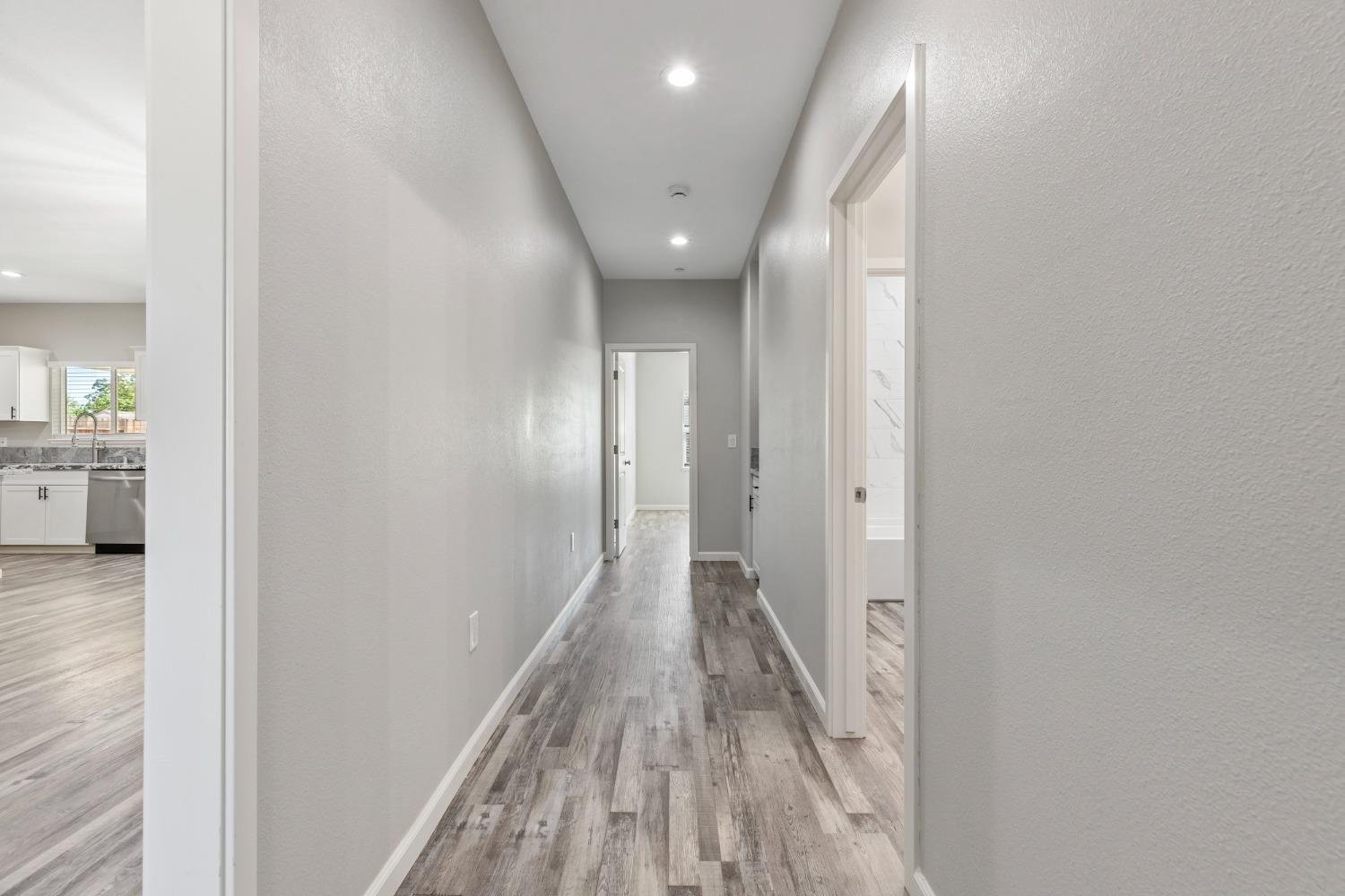 232 E Roseburg Ave, Modesto, CA 95350