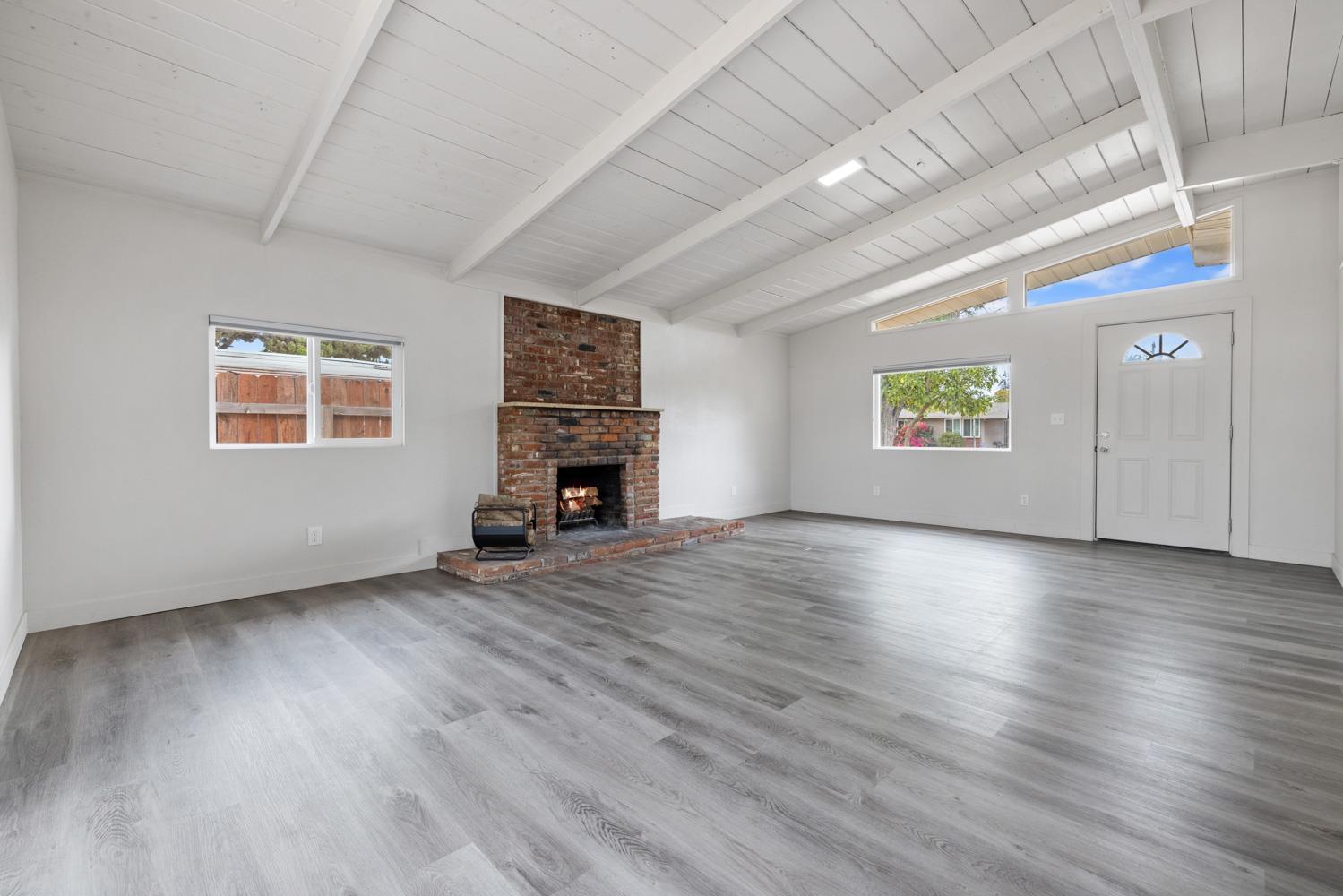 2023 Ellis St, Modesto, CA 95354