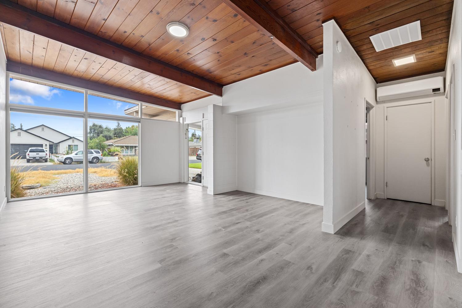 2023 Ellis St, Modesto, CA 95354