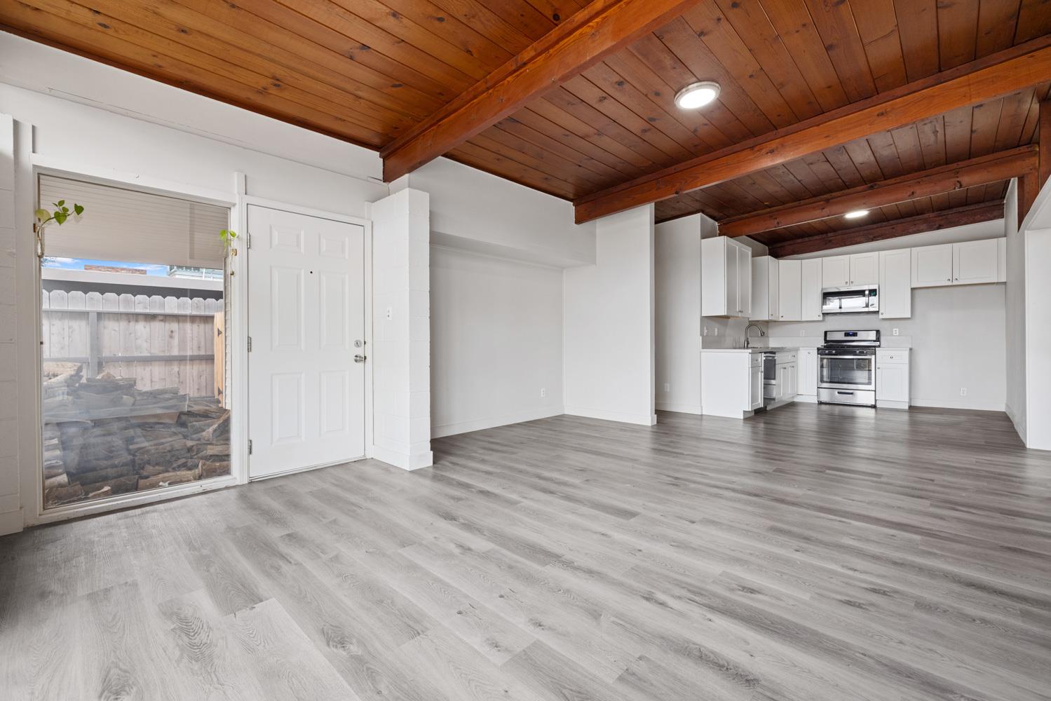 2023 Ellis St, Modesto, CA 95354