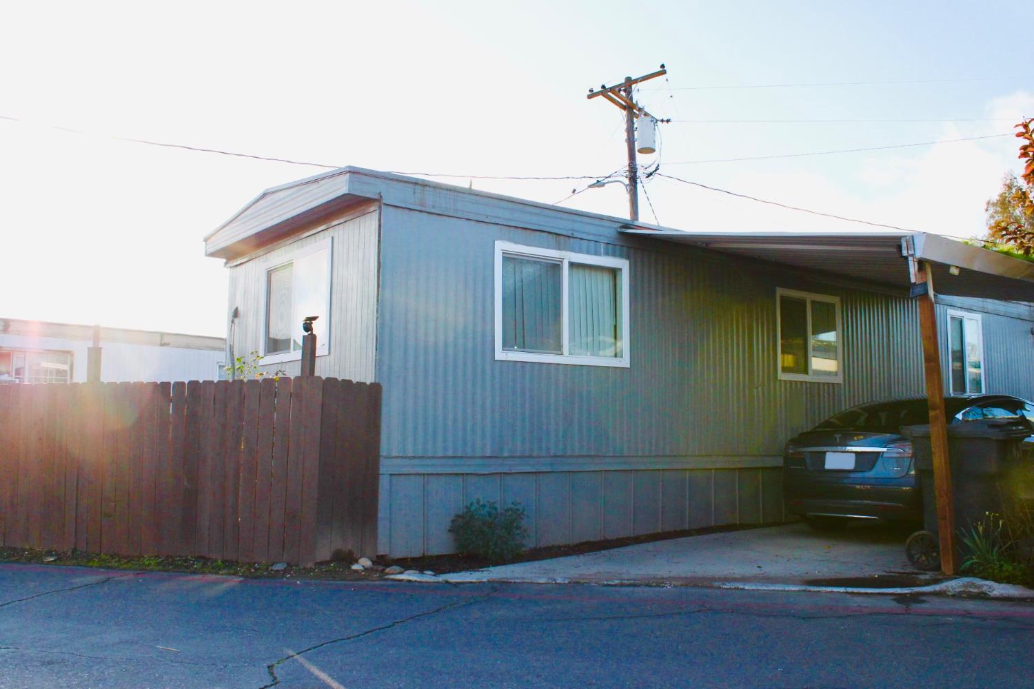 5061 Nunes Rd #25, Turlock, CA 95382