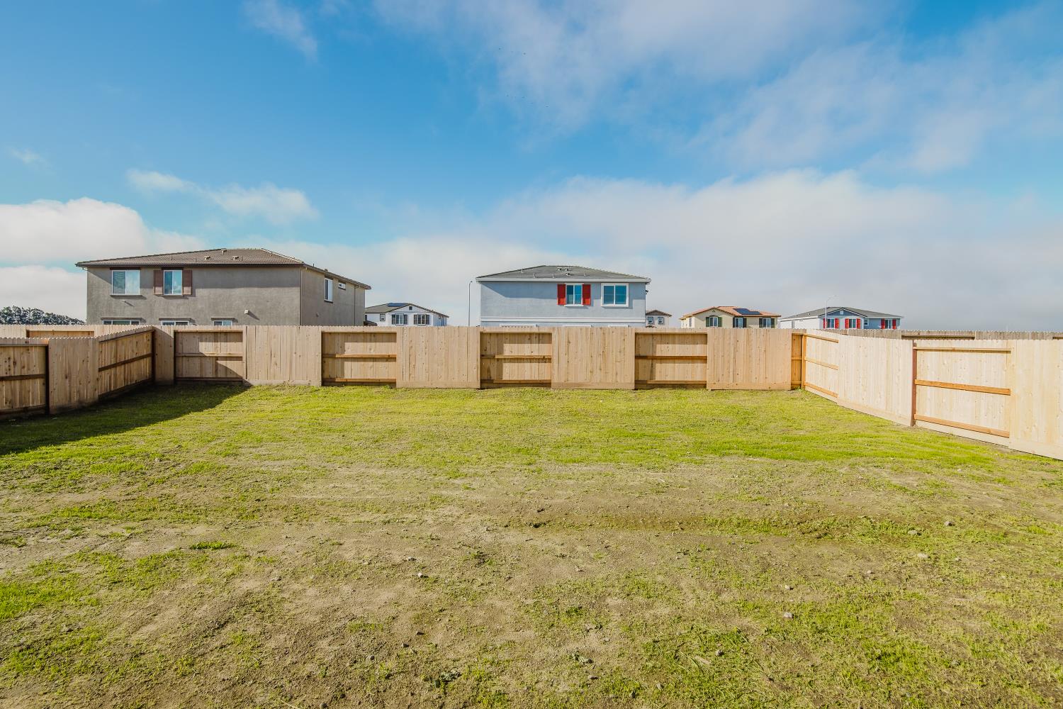 319 Spumante Ln, Manteca, CA 95337