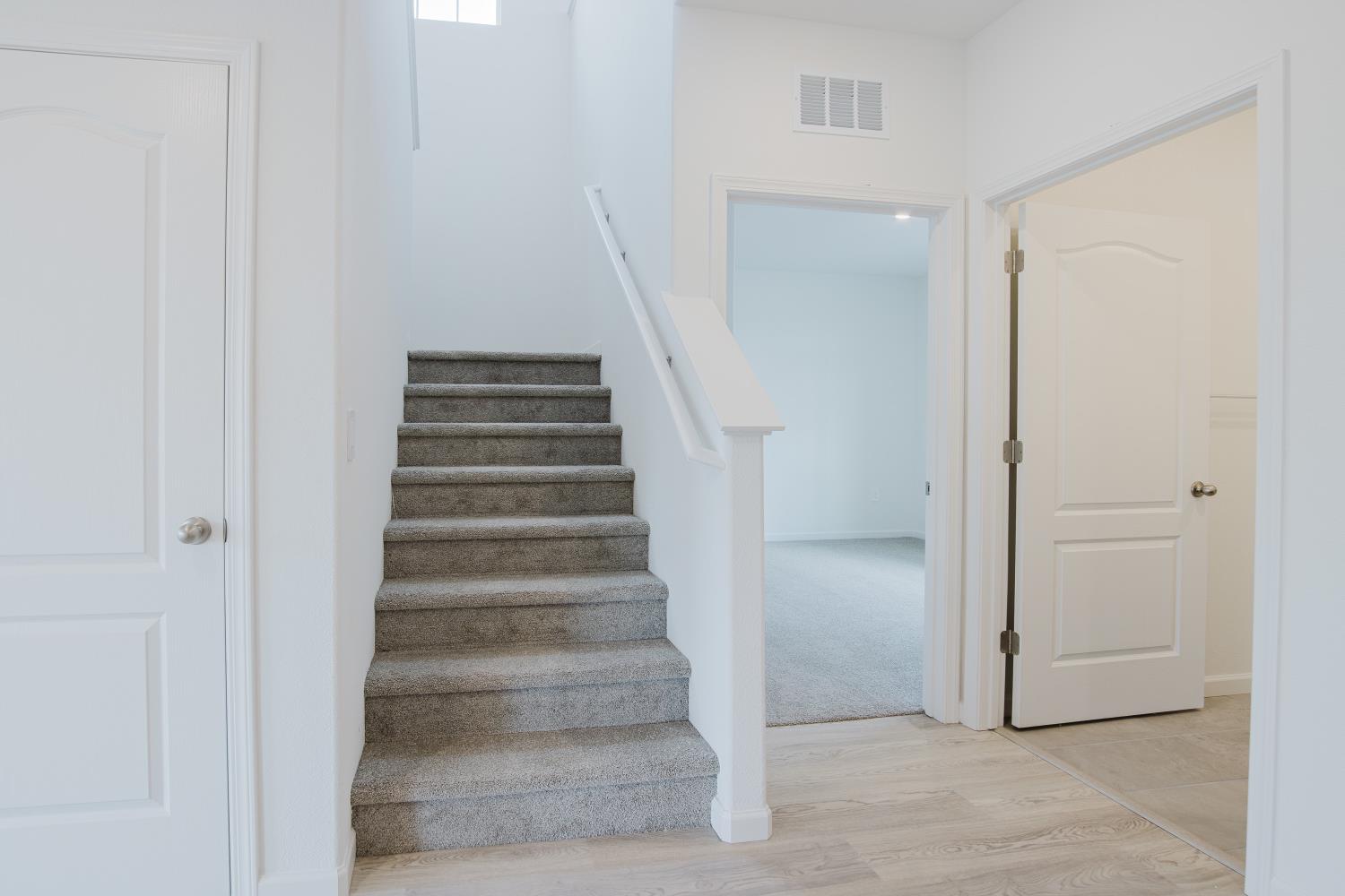 319 Spumante Ln, Manteca, CA 95337