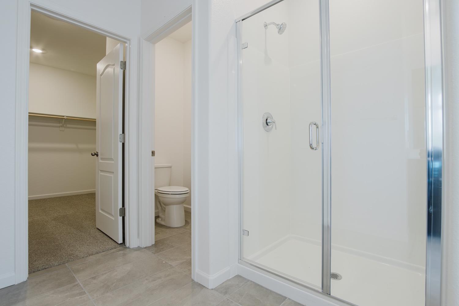 319 Spumante Ln, Manteca, CA 95337