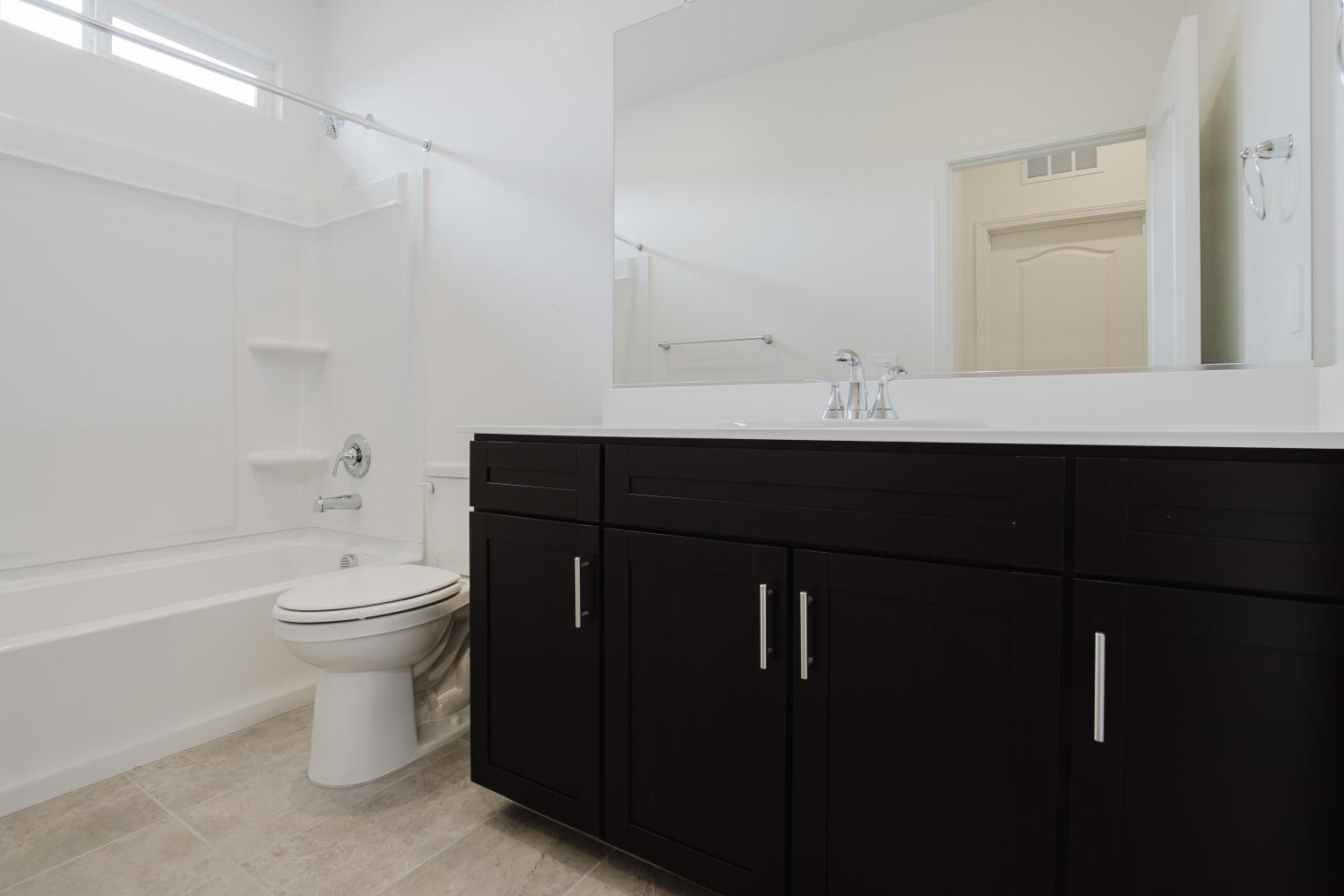 319 Spumante Ln, Manteca, CA 95337