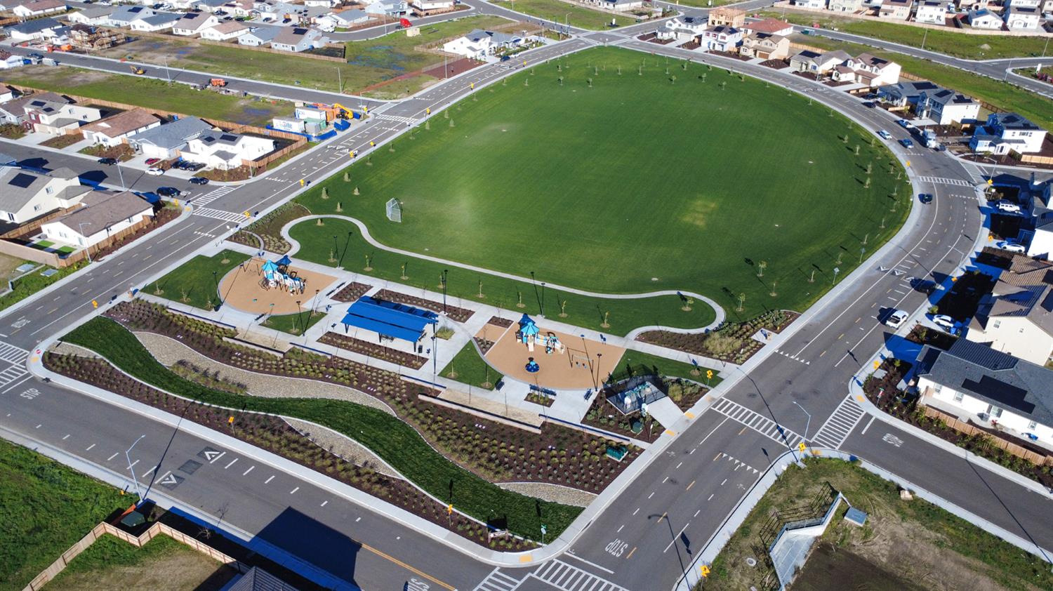 319 Spumante Ln, Manteca, CA 95337