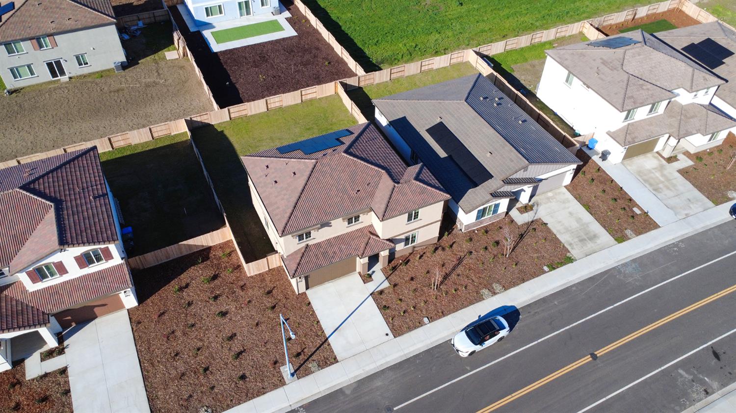 319 Spumante Ln, Manteca, CA 95337