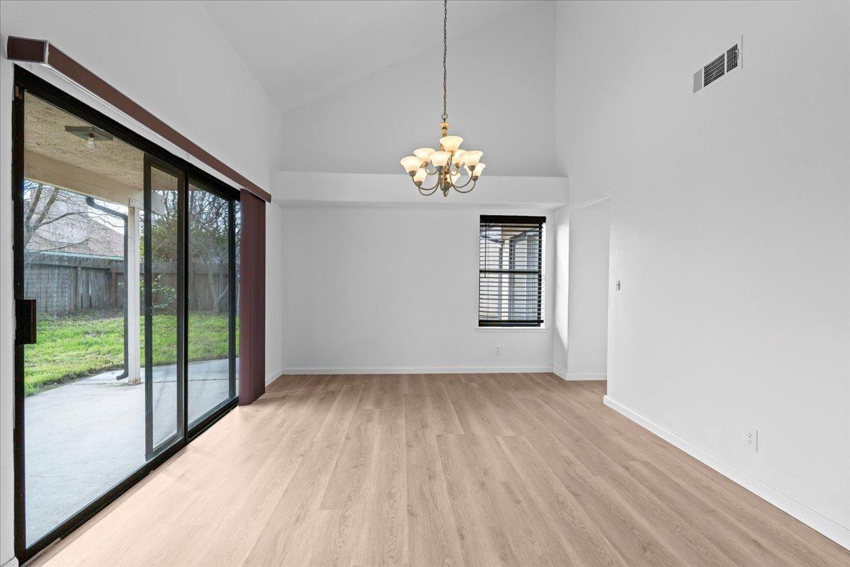 938 Snowgoose Ln, Manteca, CA 95337