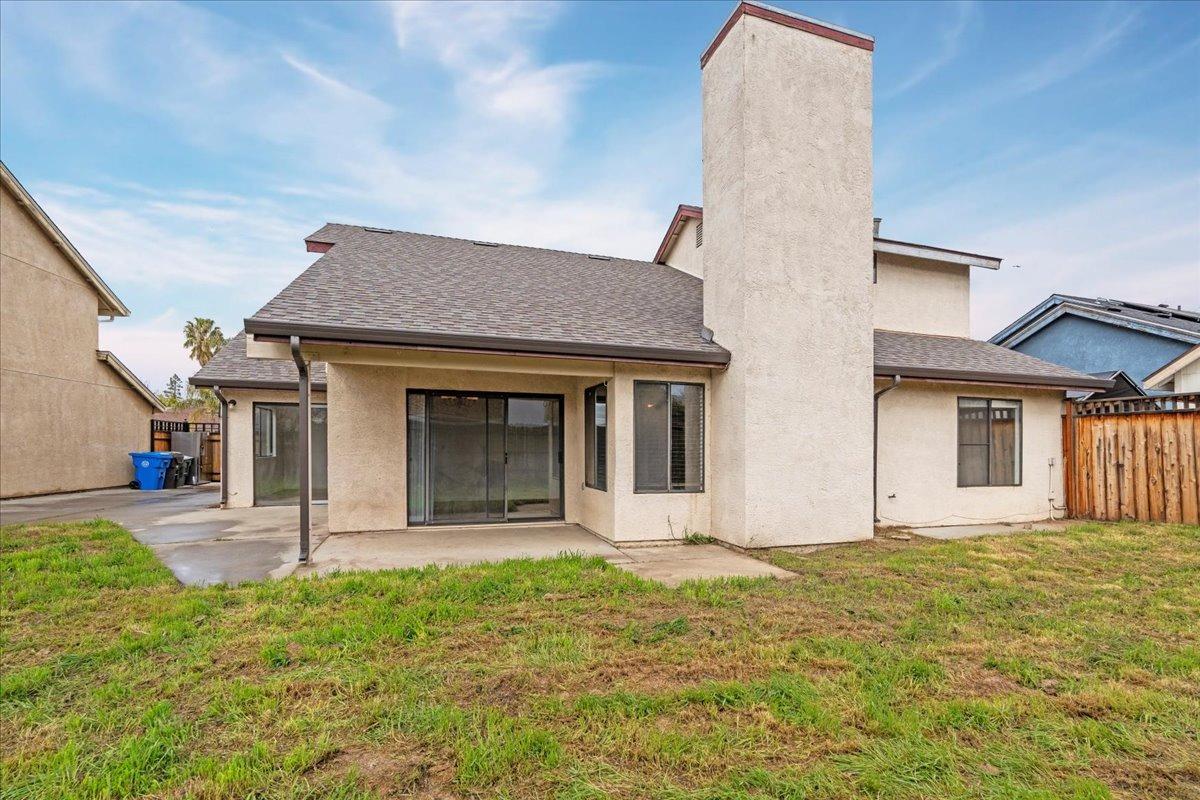 938 Snowgoose Ln, Manteca, CA 95337