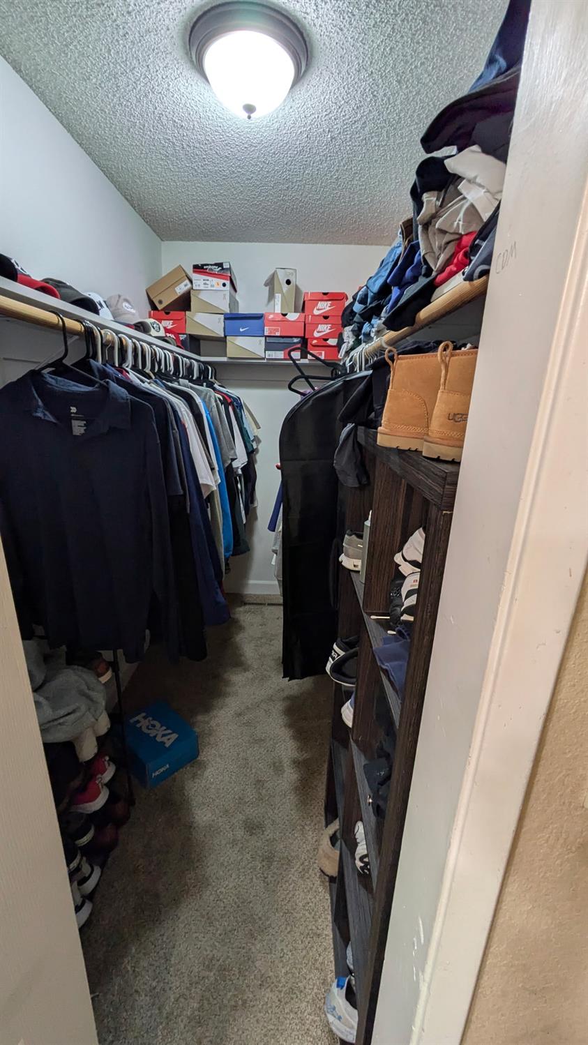 3115 E Clinton Ave, Fresno, CA 93703