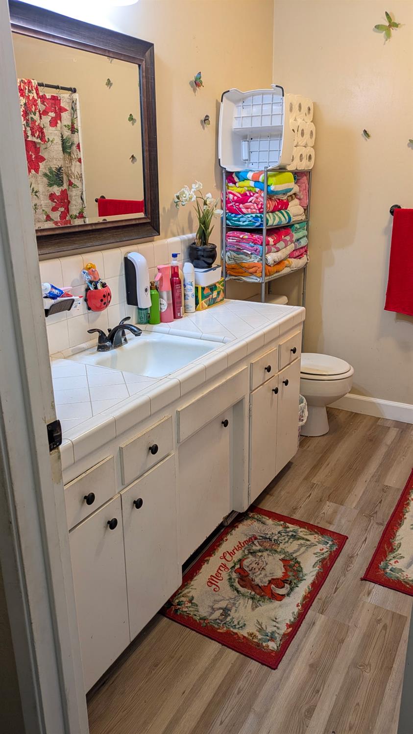 3115 E Clinton Ave, Fresno, CA 93703