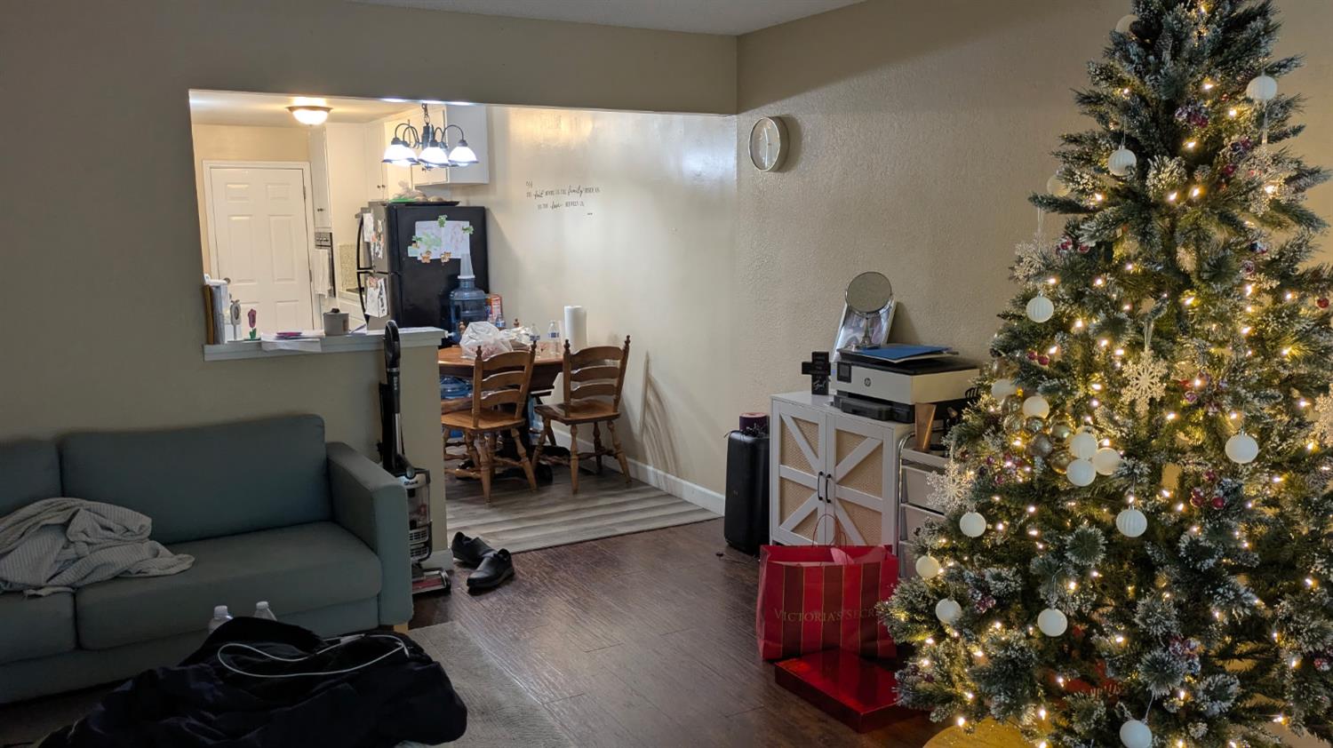 3115 E Clinton Ave, Fresno, CA 93703