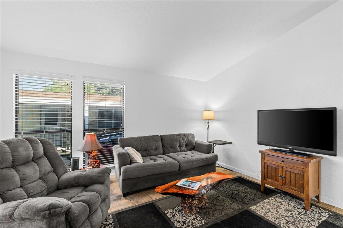 1500 Held Ave #79, Modesto, CA 95355