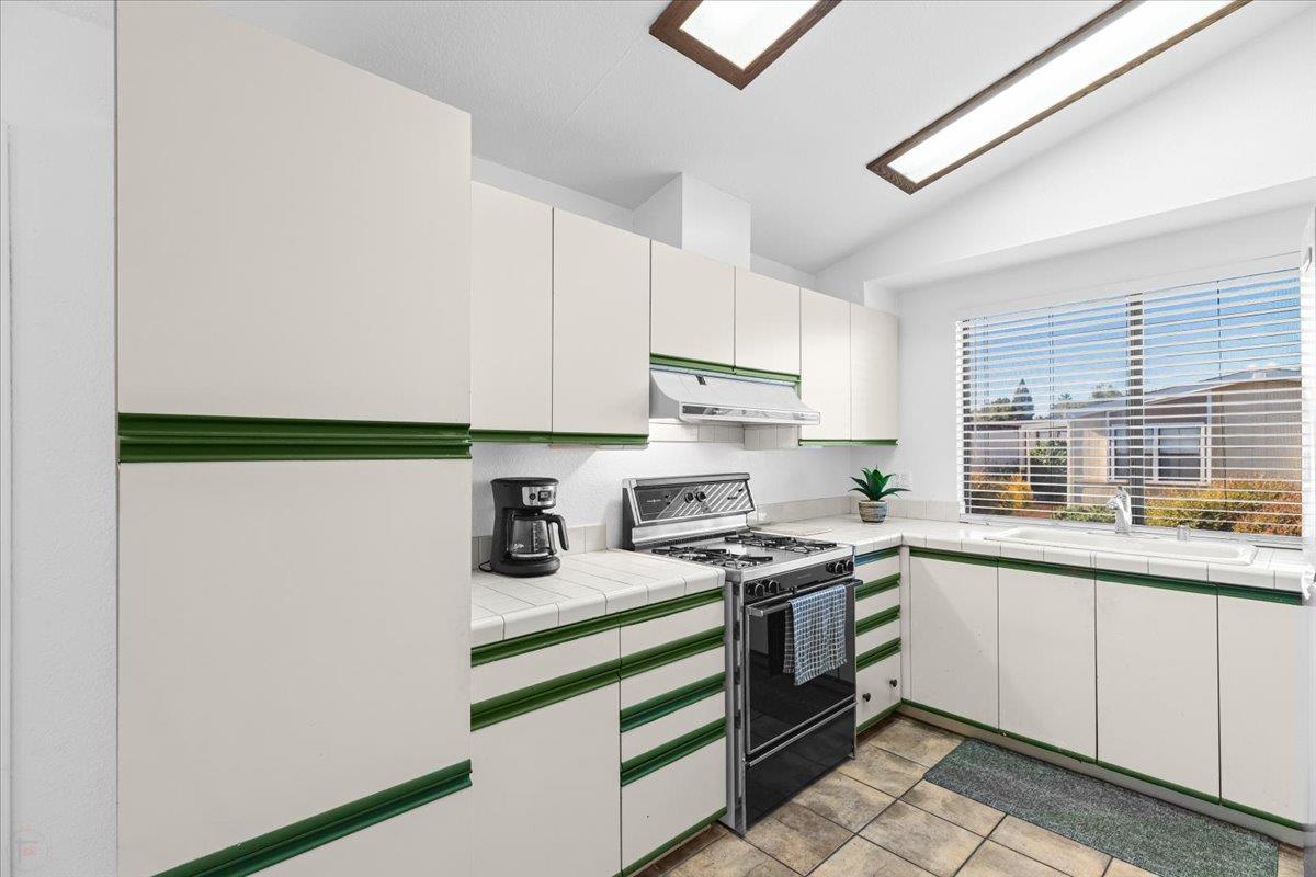 1500 Held Ave #79, Modesto, CA 95355