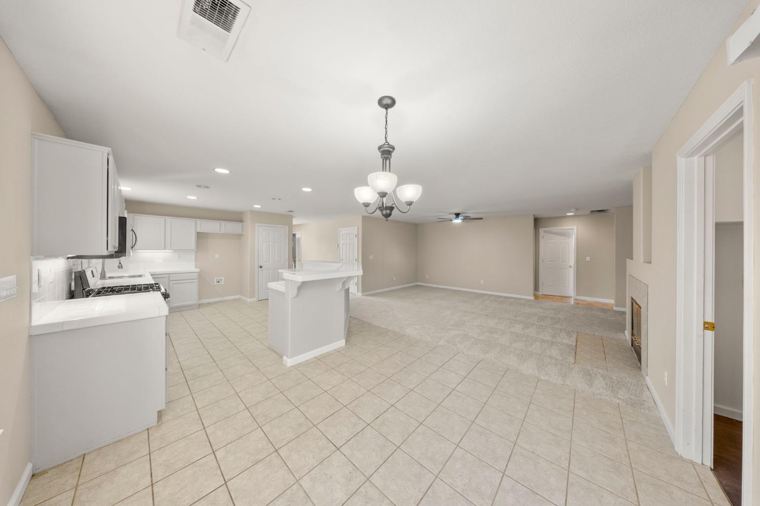 2005 Floral Ct, Modesto, CA 95356