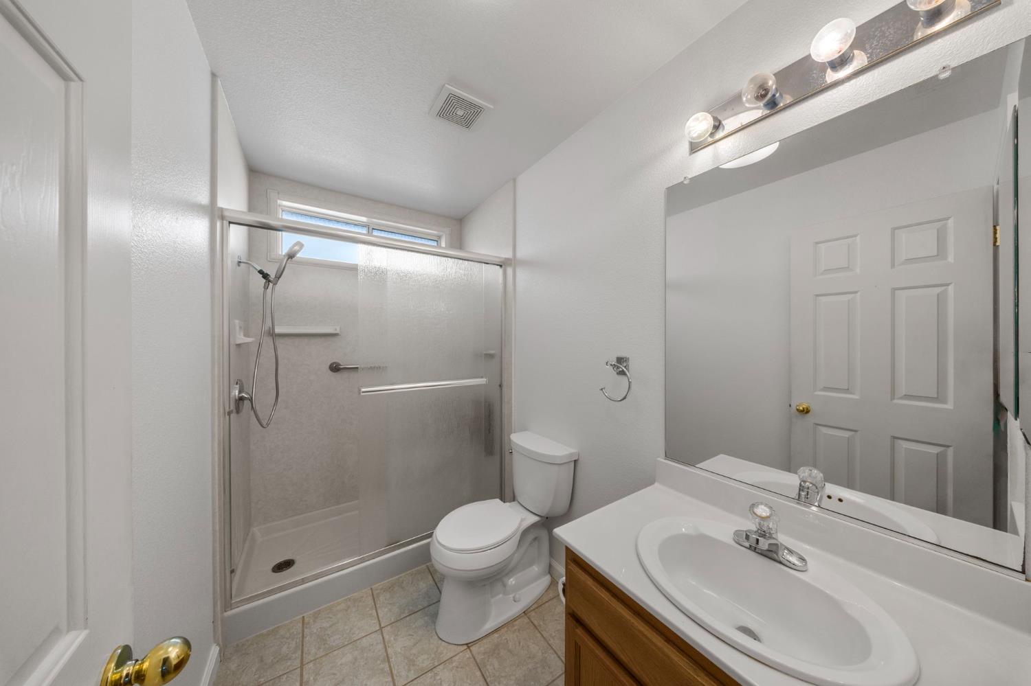 2005 Floral Ct, Modesto, CA 95356