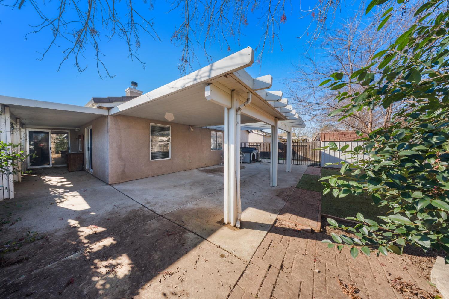 2005 Floral Ct, Modesto, CA 95356