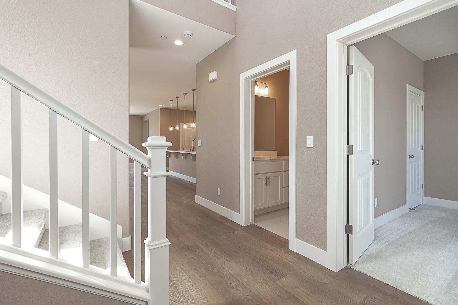 1310 Veteran St, Manteca, CA 95337