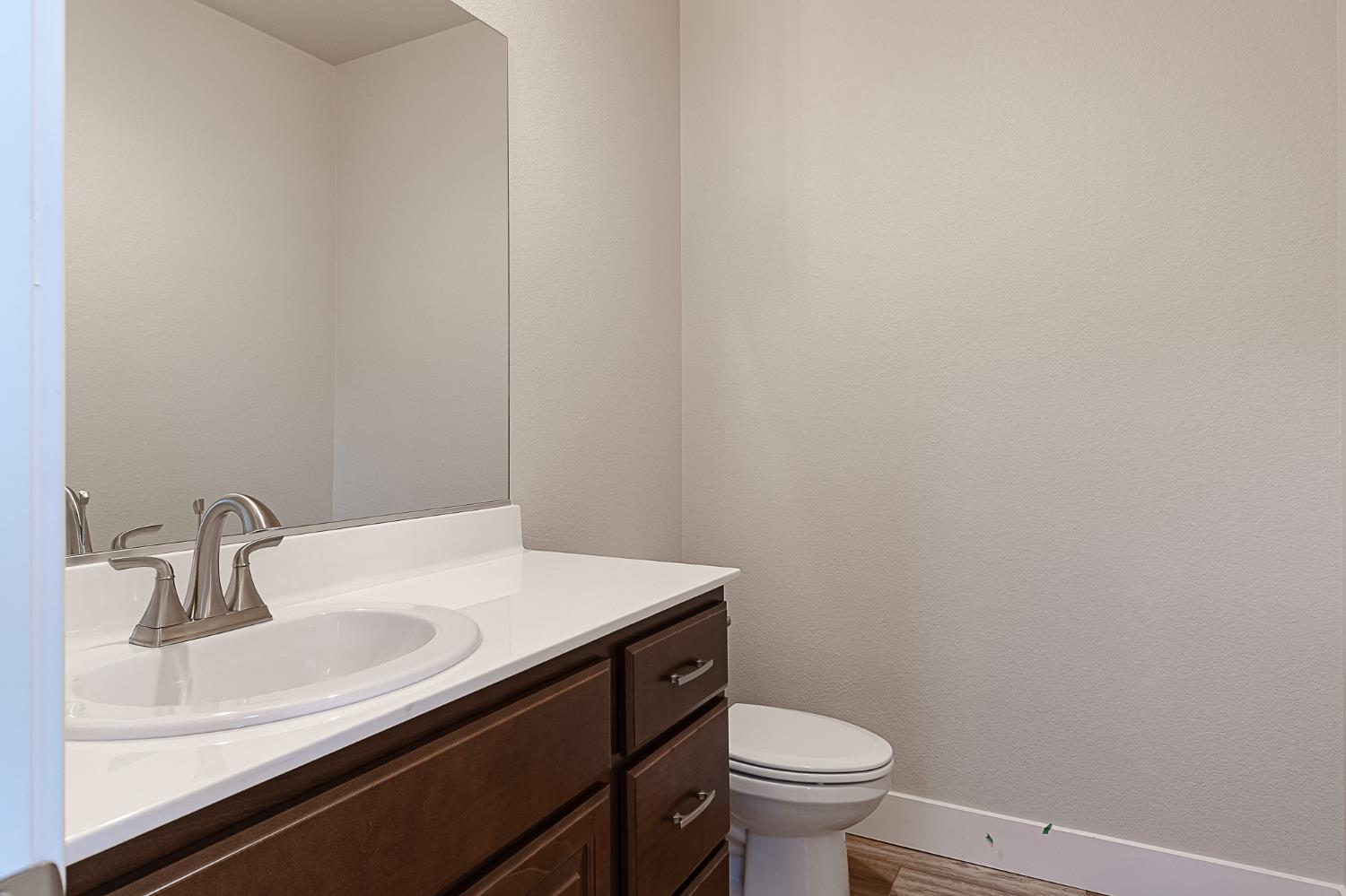 1271 Veteran St, Manteca, CA 95337