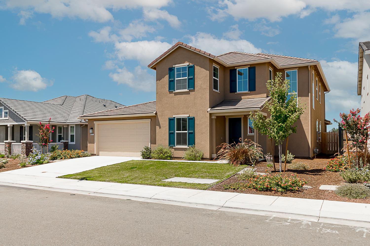 1807 Birdie St, Manteca, CA 95337