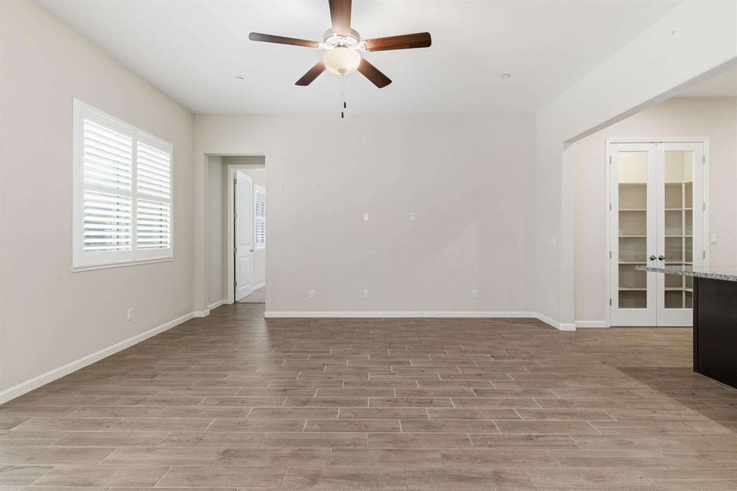 868 River Pointe Cir, Oakdale, CA 95361