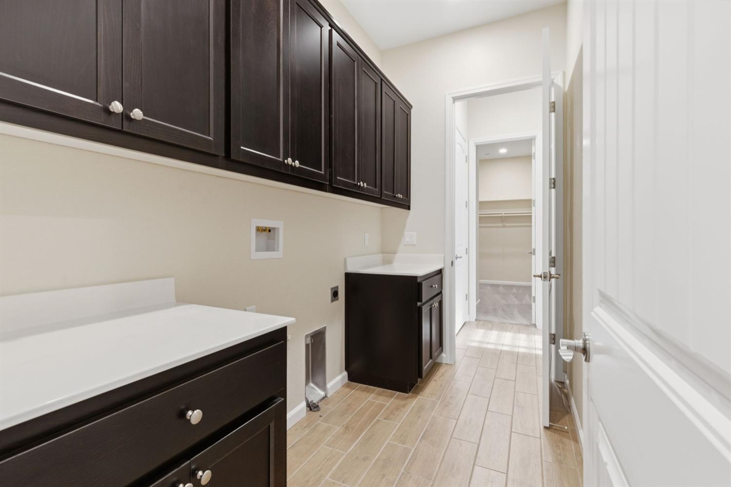 868 River Pointe Cir, Oakdale, CA 95361