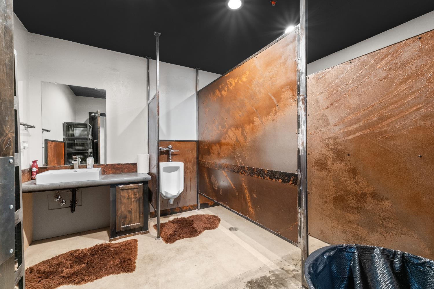 510 W Robertson Blvd, Chowchilla, CA 93610