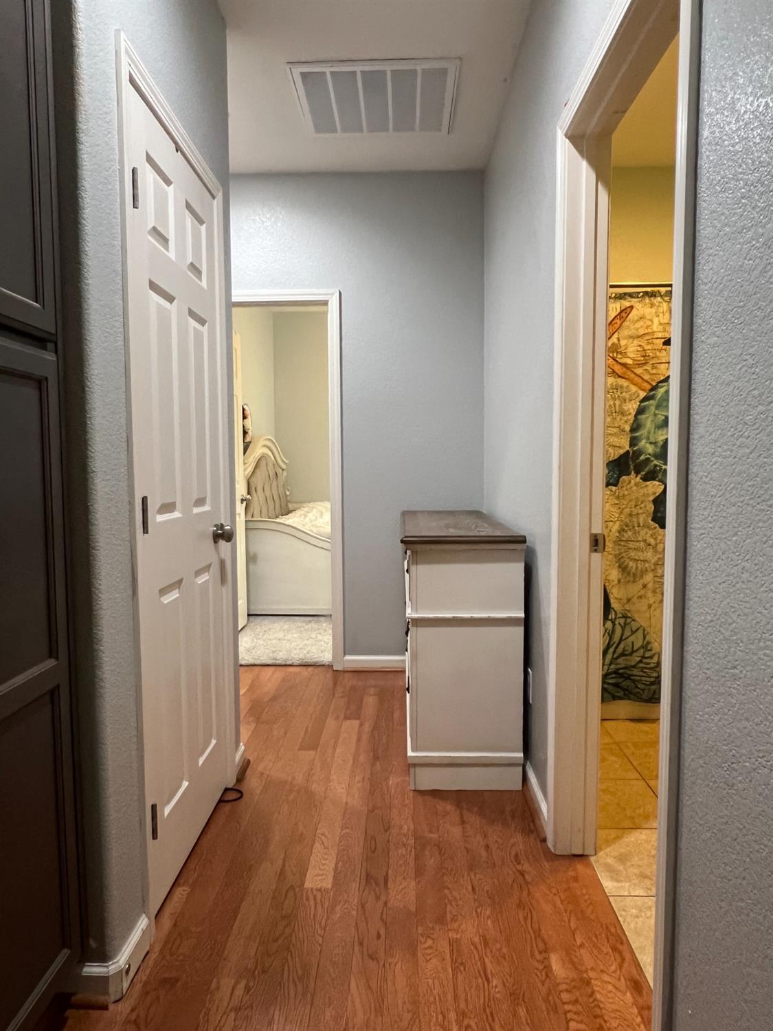 1766 W Dalia Pl, Manteca, CA 95337