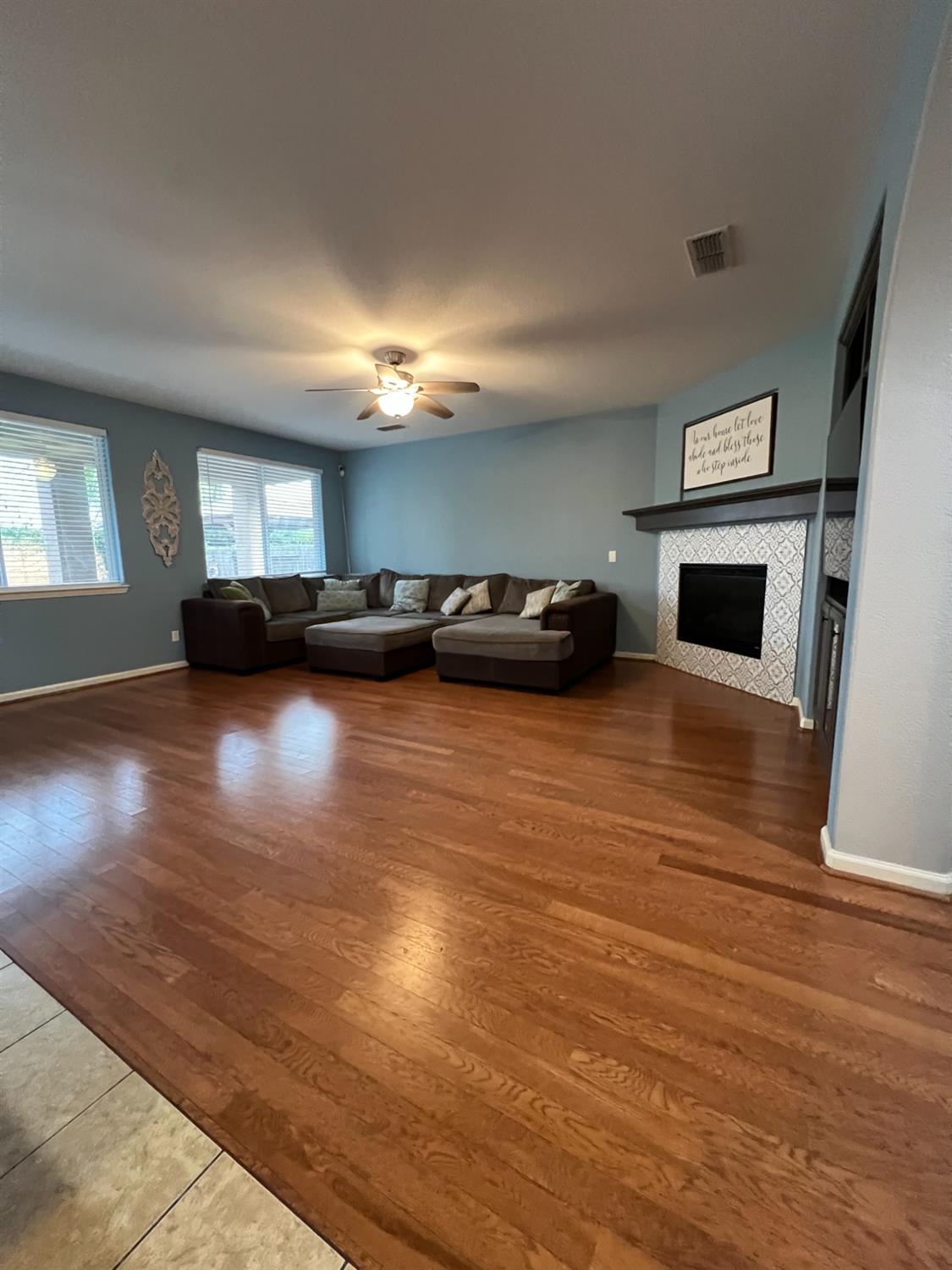 1766 W Dalia Pl, Manteca, CA 95337