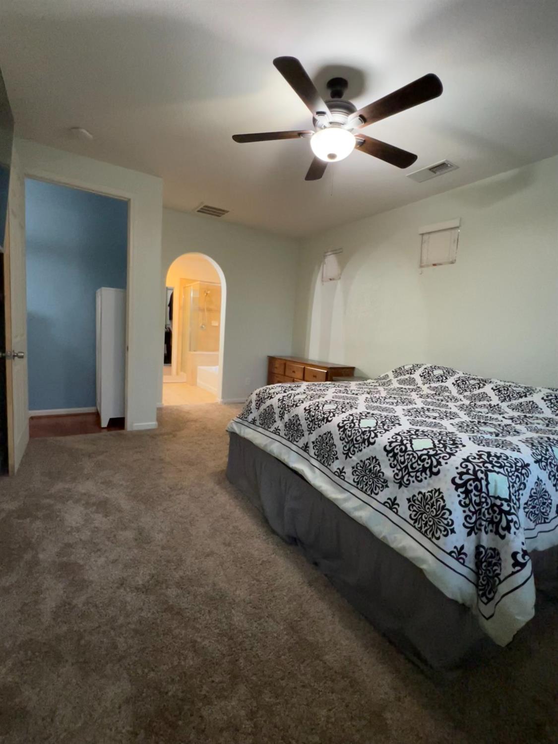 1766 W Dalia Pl, Manteca, CA 95337