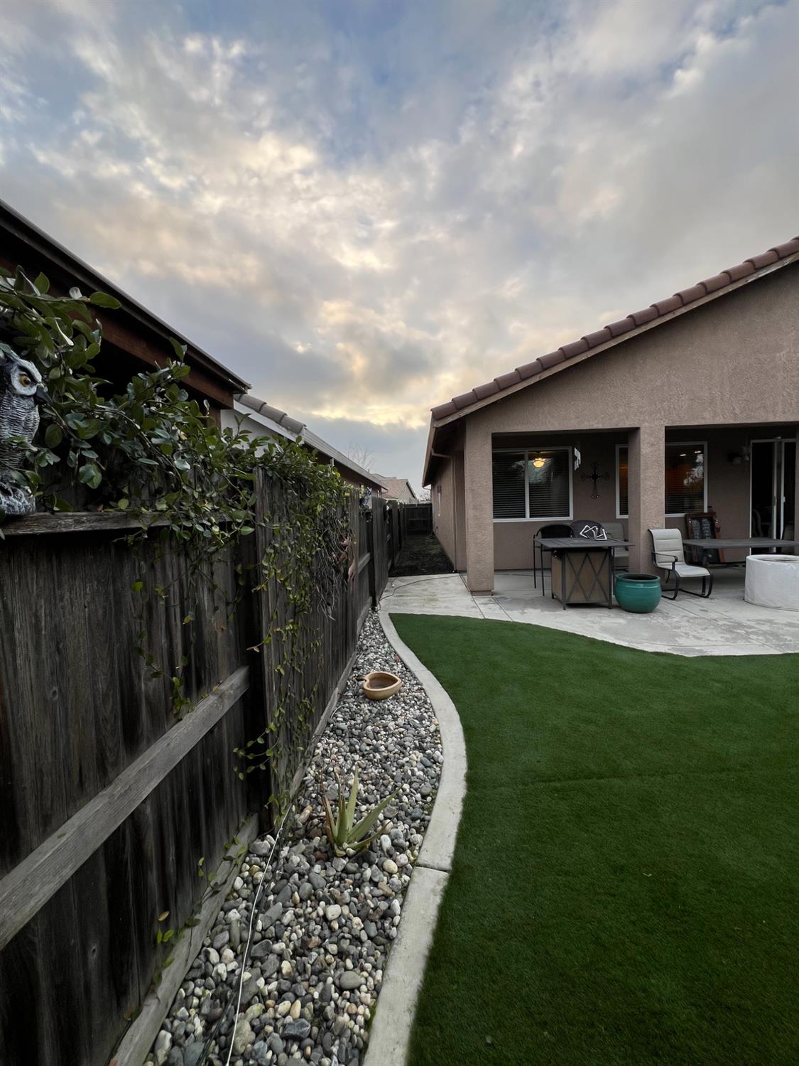 1766 W Dalia Pl, Manteca, CA 95337