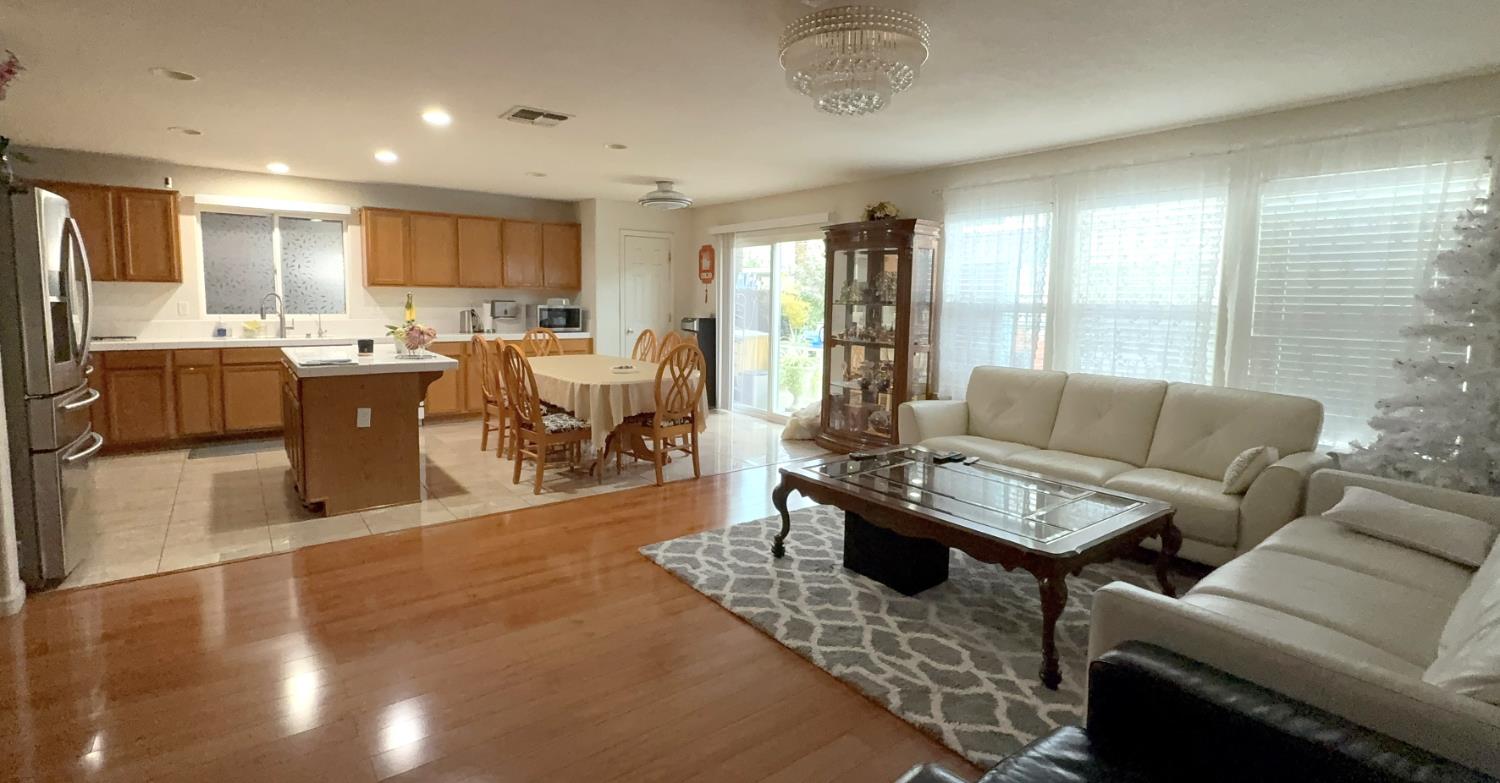 158 Charbray Ct, Patterson, CA 95363