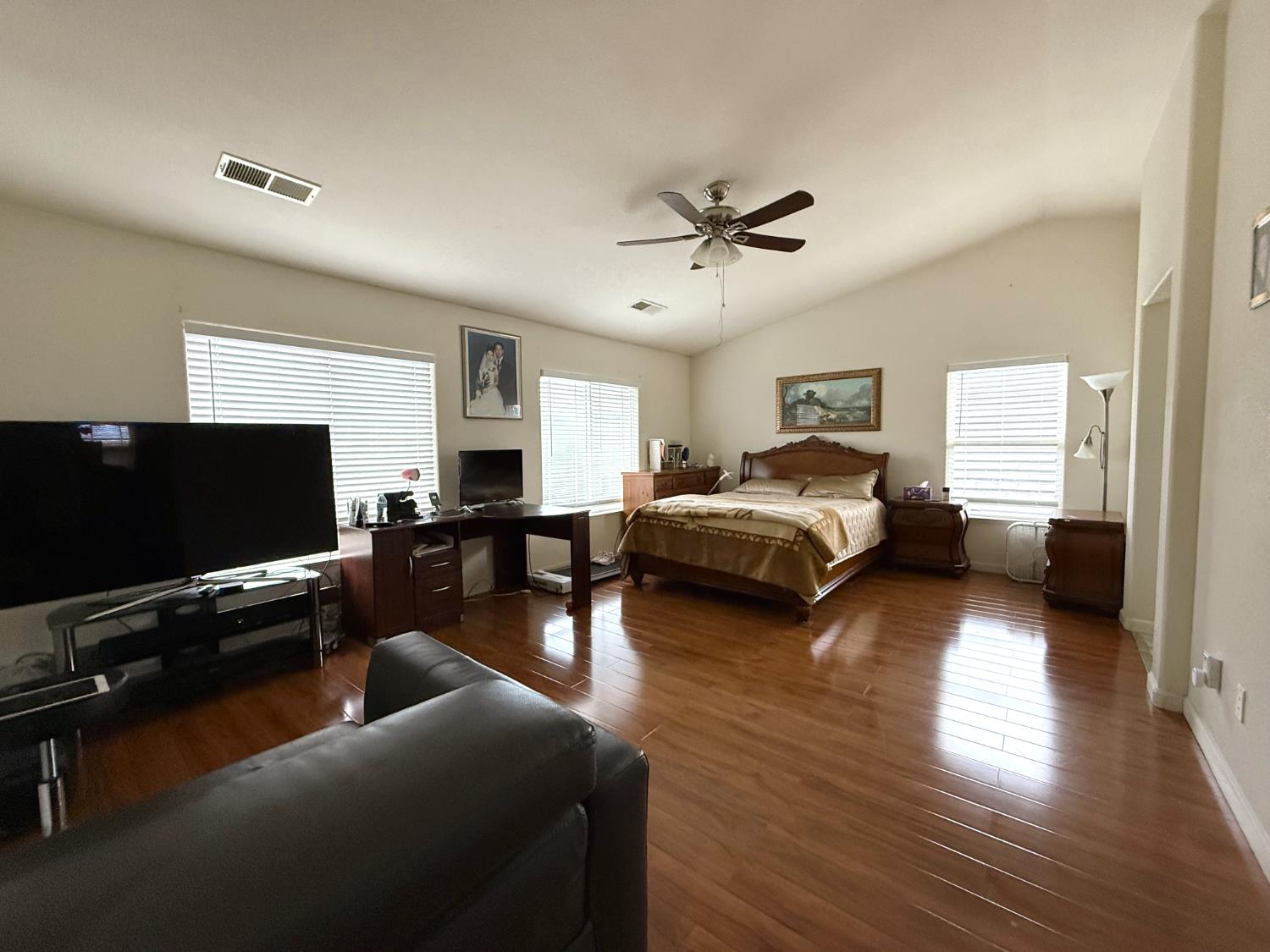 158 Charbray Ct, Patterson, CA 95363