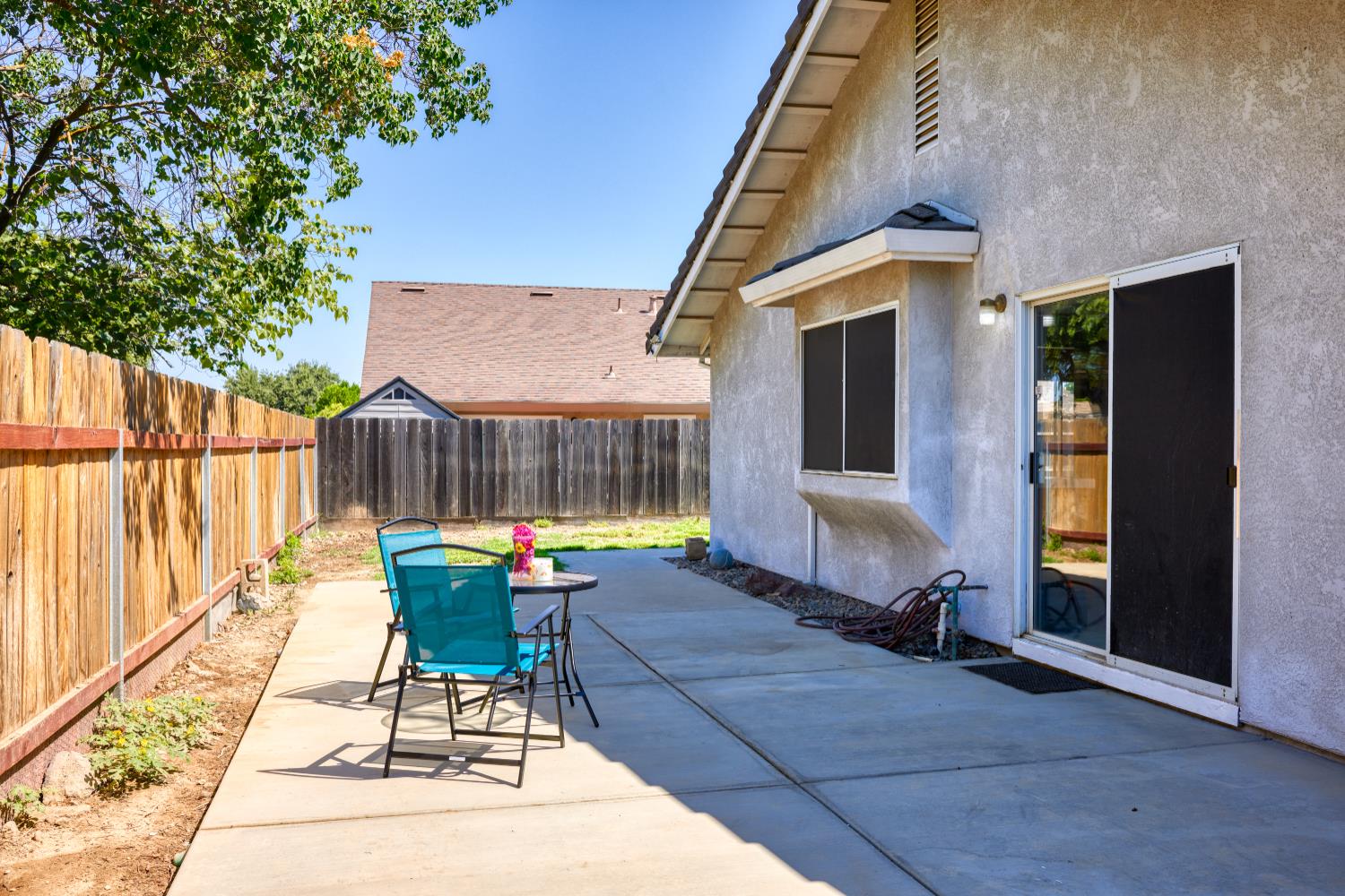 1637 Fantasy Ct, Modesto, CA 95351