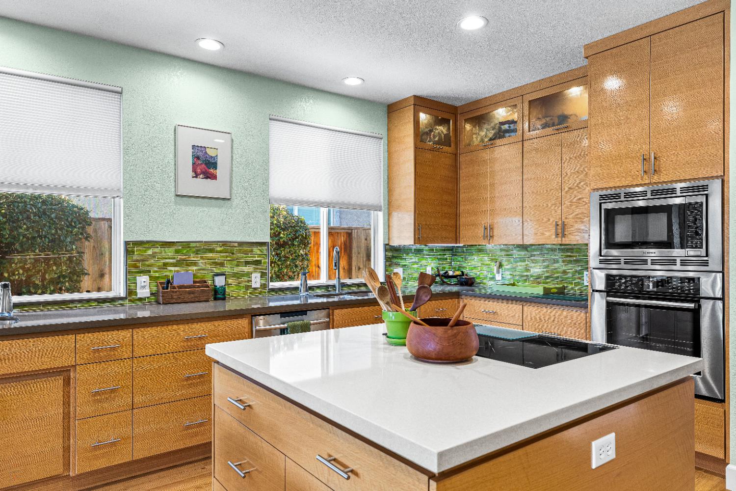 4014 PINE LAKE Cir, San Joaquin, CA 95219