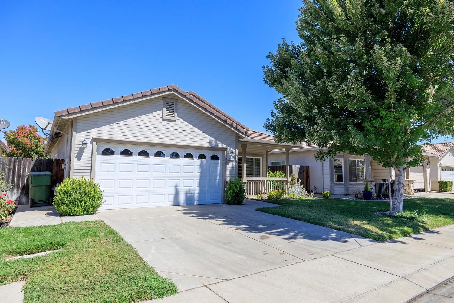 2123 Spring Blossom Ln, Turlock, CA 95382
