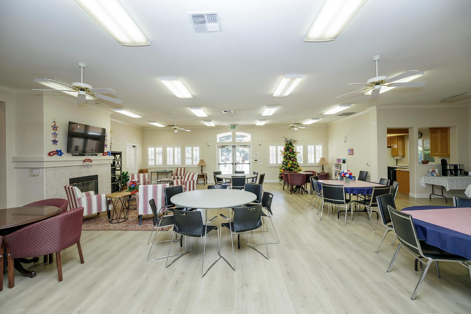 2123 Spring Blossom Ln, Turlock, CA 95382